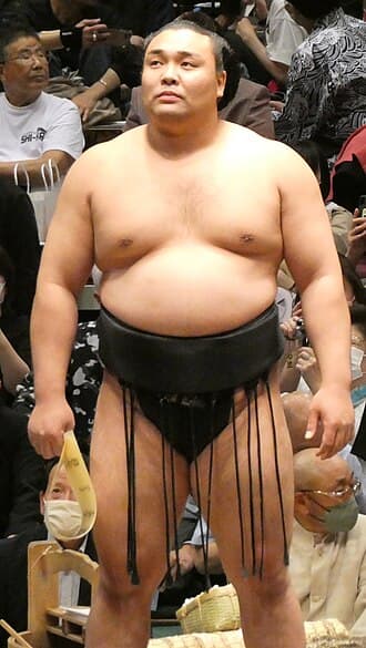 Photograph of Kirishima Tetsuo, makuuchi yūshō winner.